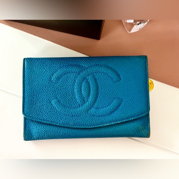 Rare Blue Chanel Timless Caviar Wallet - Picture 2 of 13